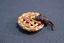 mm538 1/2" scale cherry pie with a mouse