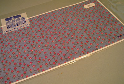 wm24565 1/2" scale blue rose wallpaper