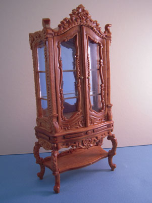 1" scale Bespaq Walnut Westmorland Curio