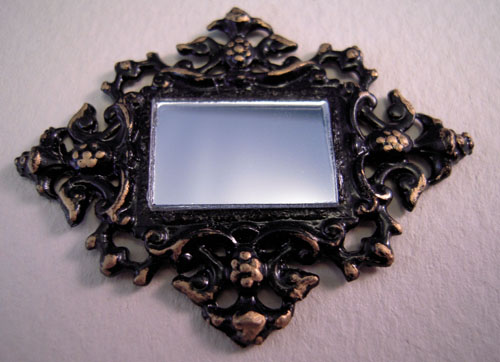 Gold Ornate Framed Wall Mirror 1:24 scale Gold Ornate Framed Wall Mirror 1:24 scale
