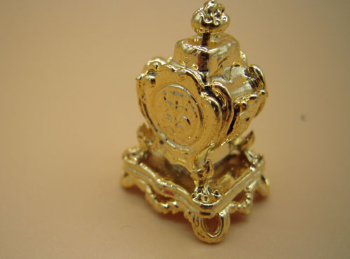 Falcon Small Golden Mantle Clock 1:12 Falcon Small Golden Mantle Clock 1:12