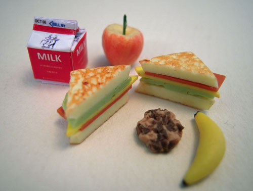 Sandwich, Fruit and Milk Lunch Dollhouse Miniature 1:12 scale Sandwich, Fruit and Milk Lunch Dollhouse Miniature 1:12 scale