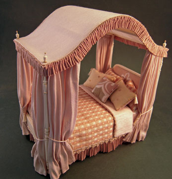 dlm01 1" scale dollhouse linens and more dressed bed