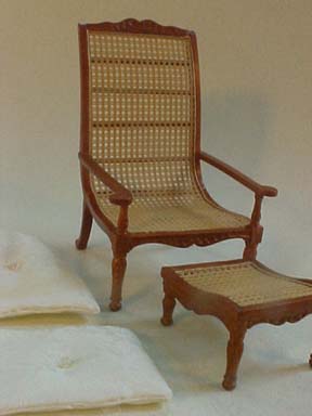 IDM0545WNchairandpillowdetail IDM0545WNchairandpillowdetail