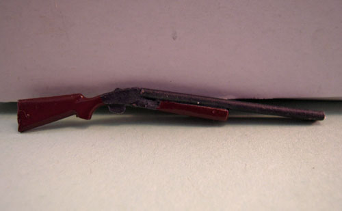Miniature Hand Painted Shotgun 1:24 Scale Miniature Hand Painted Shotgun 1:24 Scale