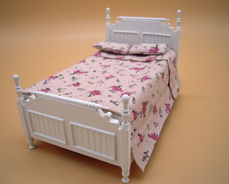 JBM Single White Bed 1:12 Scale