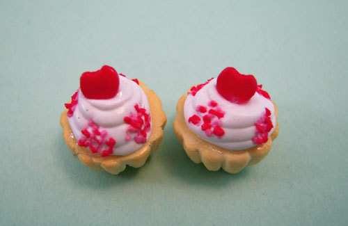Bright deLights Sweetheart Cupcakes 1:12 scale