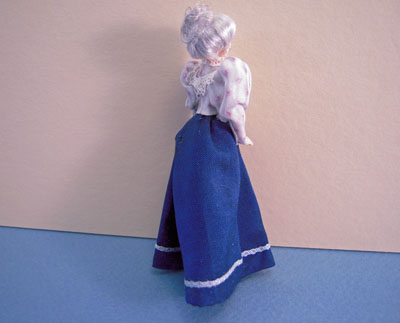 1/2" Scale Loretta Kasza Grandma Maria Porcelain Doll 1/2" Scale Loretta Kasza Grandma Maria Porcelain Doll