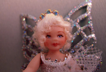 lk873 1" scale loretta kasza silver fairy doll sarah lk873 1" scale loretta kasza silver fairy doll sarah