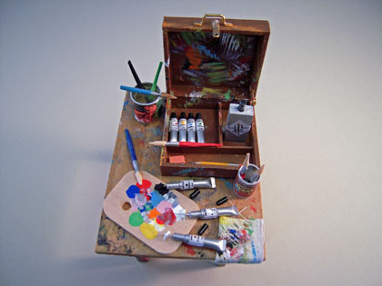 midi068 2 1" scale miniature displays filled artist's table