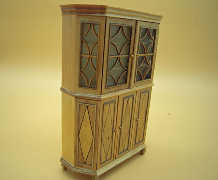 Bespaq Chere Gustavian Laquered Natural Display Cabinet 1:12 scale Bespaq Chere Gustavian Laquered Natural Display Cabinet 1:12 scale