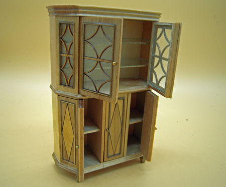 Bespaq Maritza Chere Natural Laquered Cabinet 1:12 Scale Bespaq Maritza Chere Natural Laquered Cabinet 1:12 Scale