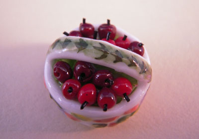 mm513 1" scale miniature basket of red cherries