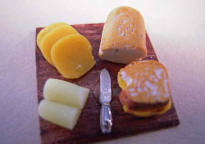 mm579 1/2" scale grilled cheese prep board mm579 1/2" scale grilled cheese prep board