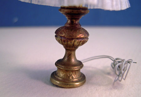 Ni Glo Brass Table Lamp With A Fringe Shade 1:24 Scale Ni Glo Brass Table Lamp With A Fringe Shade 1:24 Scale