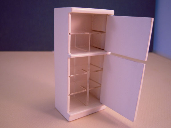 Refrigerator Mountain Miniatures White Three Piece Kitchen Set 1:24 scale Refrigerator Mountain Miniatures White Three Piece Kitchen Set 1:24 scale