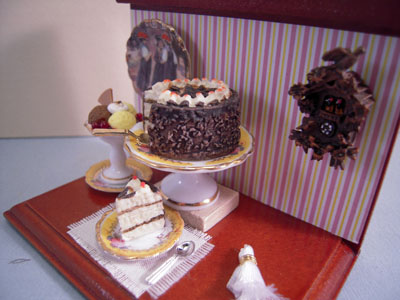 1" Scale Miniature Reutter Porcelain Black Forest Cake Vignette 1" Scale Miniature Reutter Porcelain Black Forest Cake Vignette