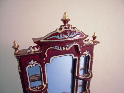 Bespaq 1/2" scale miniature hand painted mahogany collector's case Bespaq 1/2" scale miniature hand painted mahogany collector's case