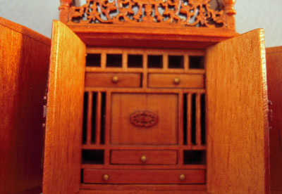 Bespaq 1/2" scale walnut Grand Estate Cabinet