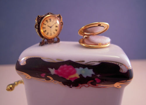 ESTATE SALE Two Piece Reutter Porcelain Royal Set 1:12 Scale ESTATE SALE Two Piece Reutter Porcelain Royal Set 1:12 Scale