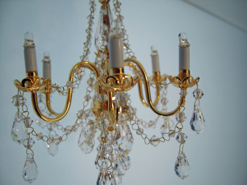 Battery Operated Six Arm Delmonico Crystal Chandelier 1:12 scale Battery Operated Six Arm Delmonico Crystal Chandelier 1:12 scale