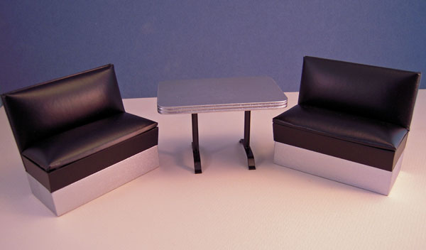 Black #CLA10920 Dollhouse Miniatures 1:12 Scale Bar Stand