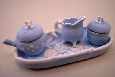 Warwick 1/2" scale miniature china blue tea set Warwick 1/2" scale miniature china blue tea set