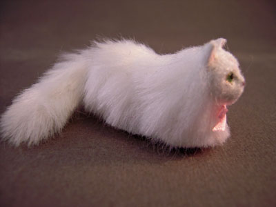 z420 1" scale alice zinn white persian cat sandy