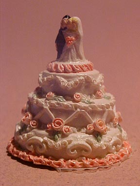 Wedding Cake with Bride and Groom 1:12 scale