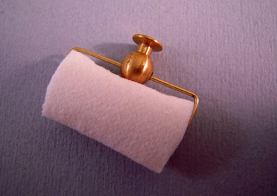 Miniscules Brass Paper Towel Holder 1:12 scale