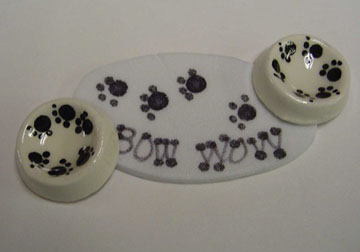 Bow Wow Dog Bowls and Mat 1:12 scale
