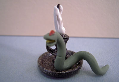Crickets And Caterpillars Creepy Candle With A Snake 1:12 scale