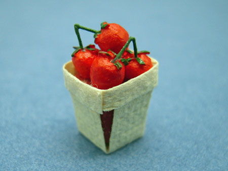 Falcon Basket Of Strawberries 1:12 scale  