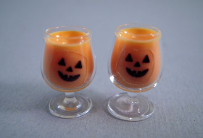 Bright deLights Pair Of Jack O Lantern Pumpkin Punch 1:12 scale