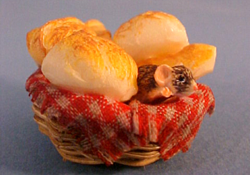 Bread Basket Tipsy Critter 1:12 scale