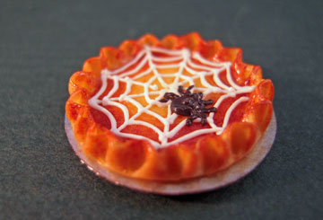 Black Spider Web Pie 1:12 scale