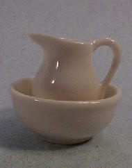 Townsquare White Pitcher and Bowl 1:12 scale