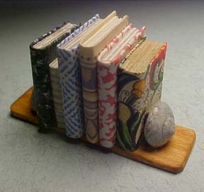 Amy Robinson Shell Bookends 1:12 scale