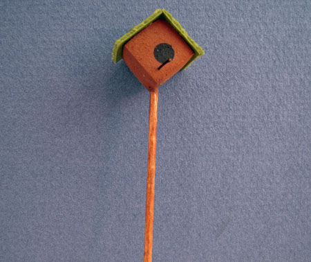 Hand Crafted Bird House On A Pole Dollhouse Miniatures 1:12 scale 