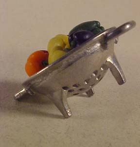 Bell Peppers In A Colander 1:12 scale