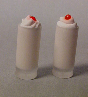 Vanilla Milkshakes For Two 1:12 scale