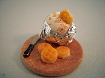 Cheese Ball With Crackers 1:12 scale