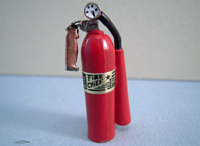 Miniature Sir Thomas Thumb Fire Extinguisher 1:12 scale