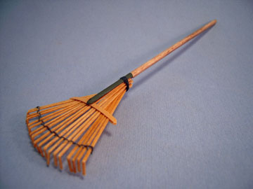 Sir Thomas Thumb Miniature Bamboo Garden Rake 1:12 scale